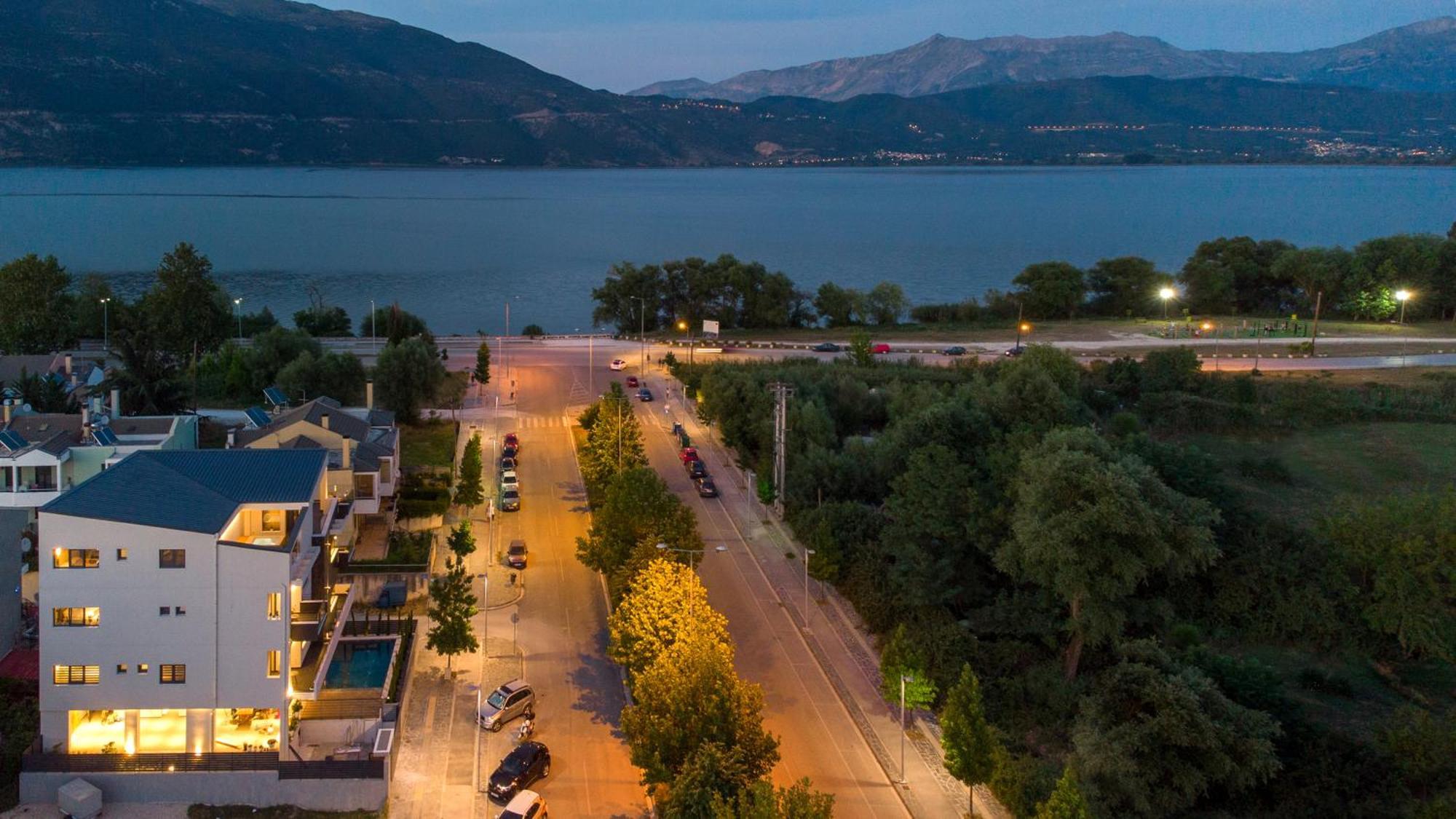 Selin Luxury Residences Ioannina Extérieur photo